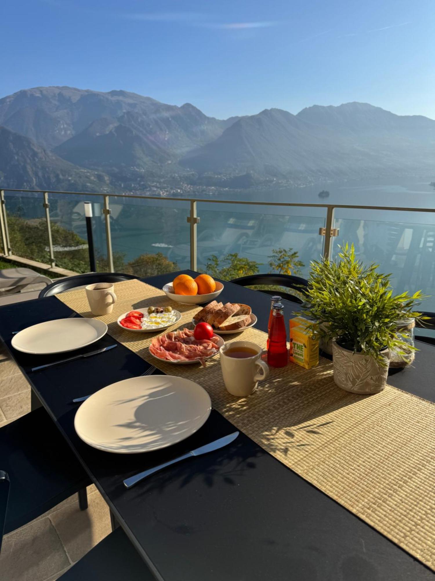 Mia Isola With Lake View, Garden And Swimming Pool Parzanica Exterior photo